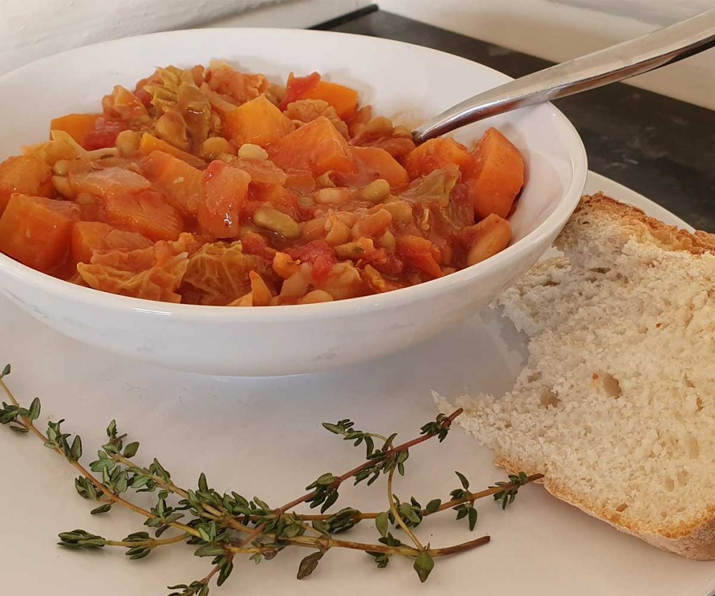 Healthy Tuscan Bean Soup