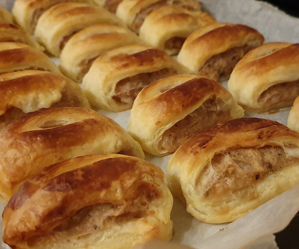 vegan sausage rolls