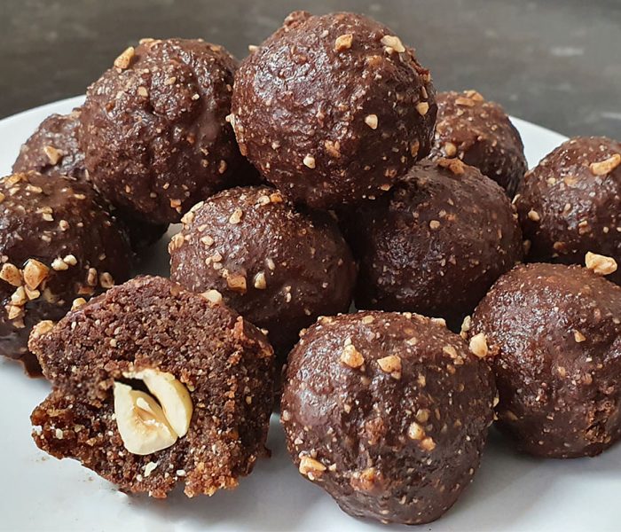 Raw “Ferrero Rocher” Balls with added crunch