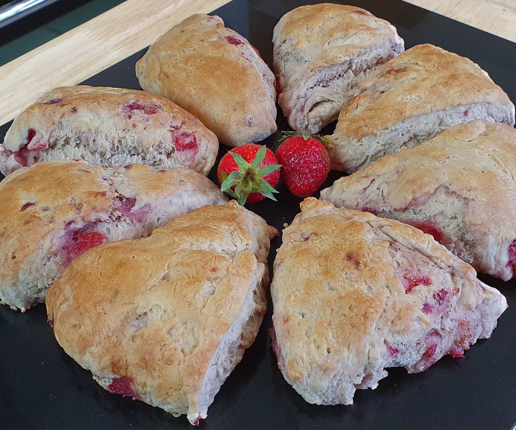 8 triangle strawberry scones